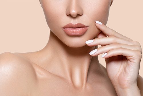 Close-up-of-lips-after-bullhorn-lip-lift-on-woman